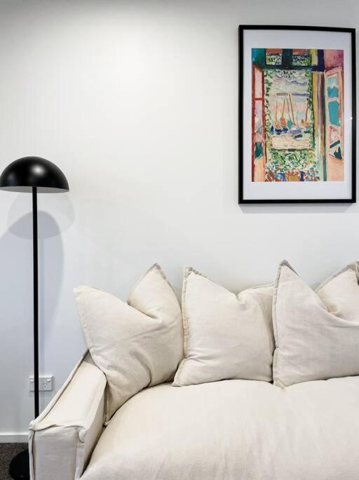 Chic City Centre Townhouse Крайстчърч Екстериор снимка